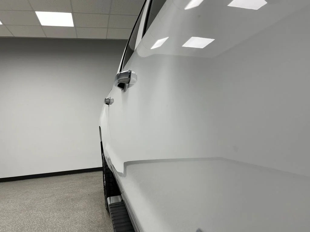 Used 2018 White Chevrolet LTZ image 12