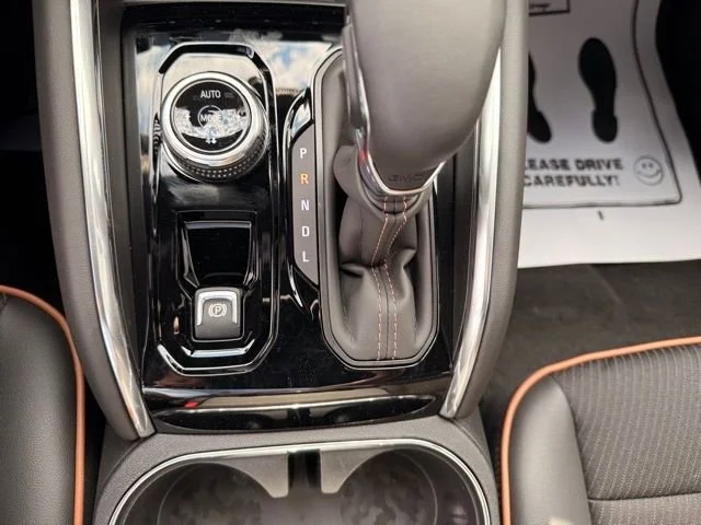 2026 GMC Canyon AT4 - Photo 25