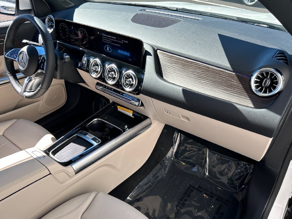 New 2026 Polar White Mercedes-Benz GLA 250 image 63