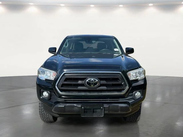 Used 2020 Black Toyota SR5 image 6
