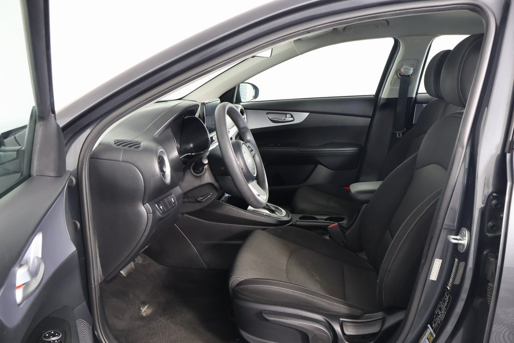 Used 2022 Gray Kia LXS image 8