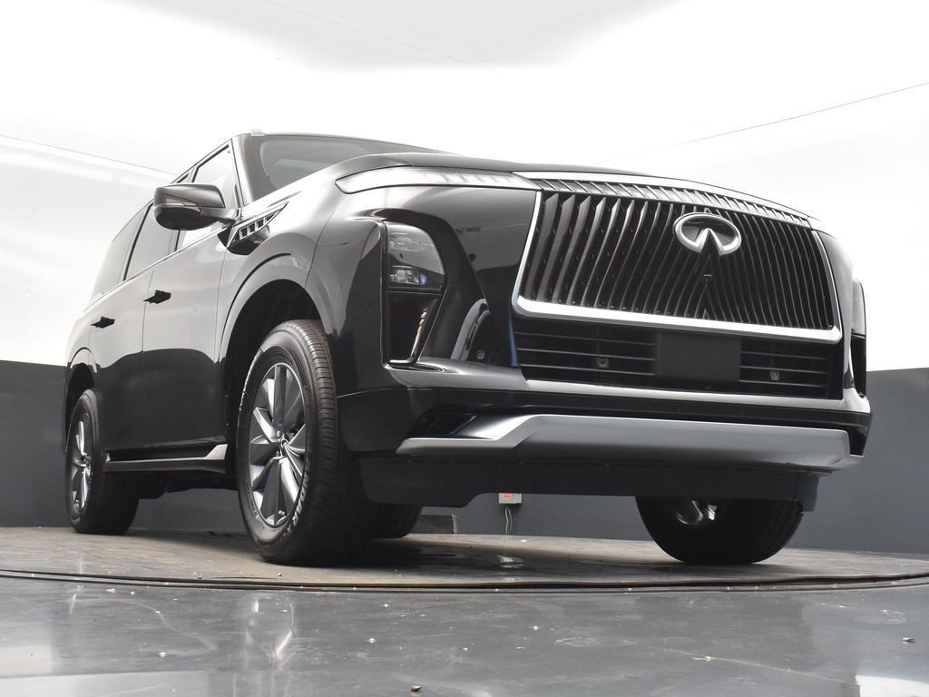 Used 2025 Black INFINITI PURE image 49