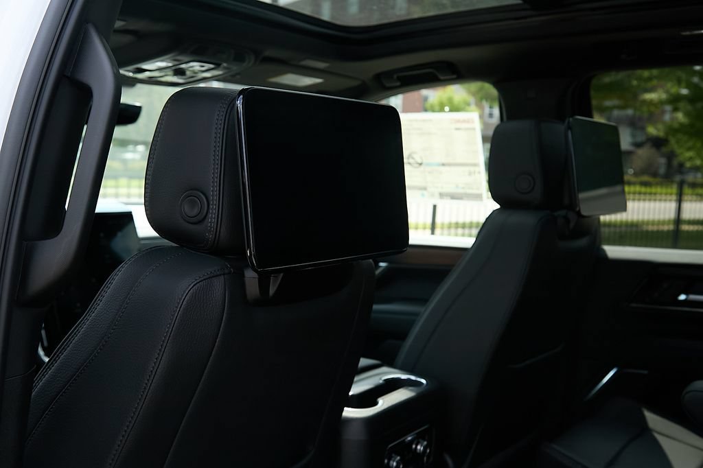 2026 GMC Yukon XL Denali - Photo 38