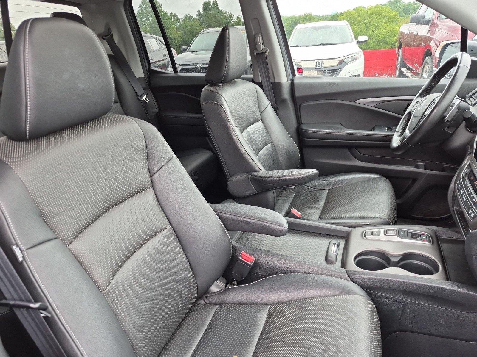 Used 2023 Sonic Gray Pearl Honda RTL image 36