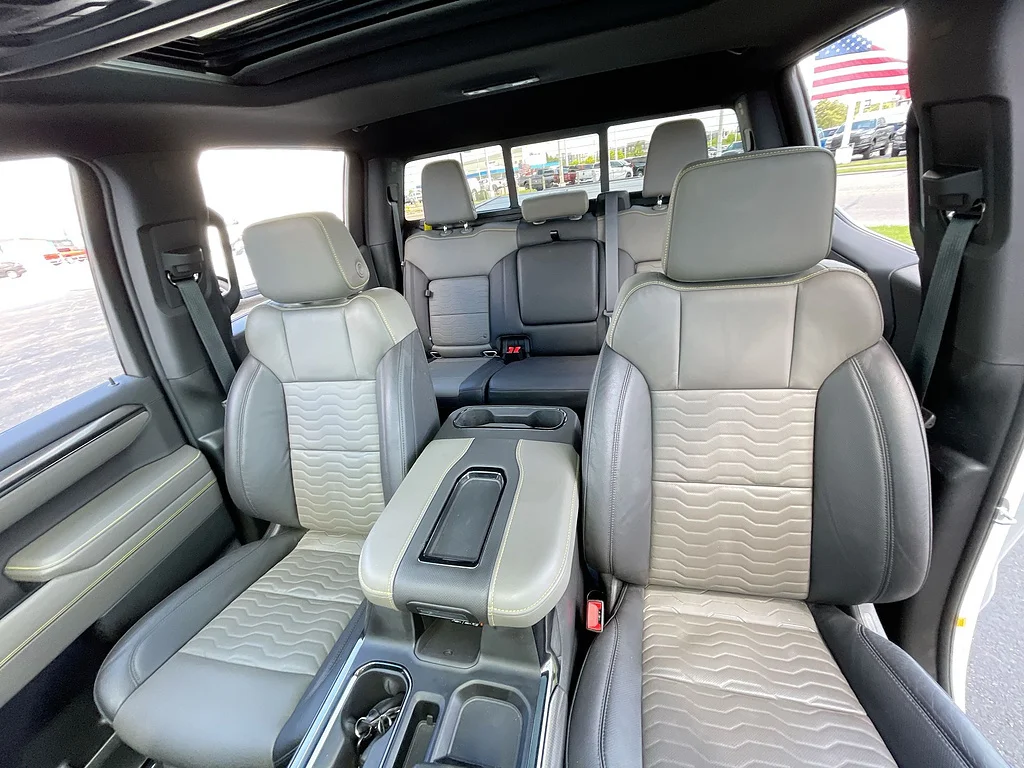 Used 2022 Summit White Chevrolet ZR2 image 21