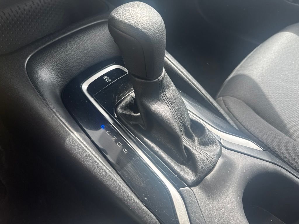 Used 2024 White Toyota LE image 18