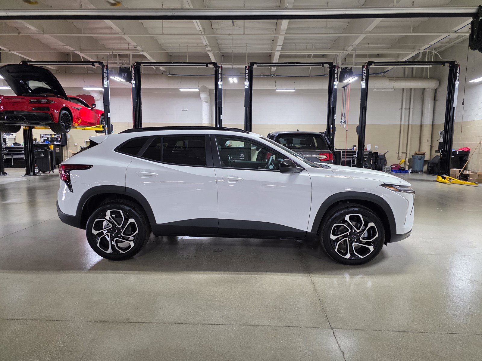 2026 Chevrolet Trax RS - Photo 8