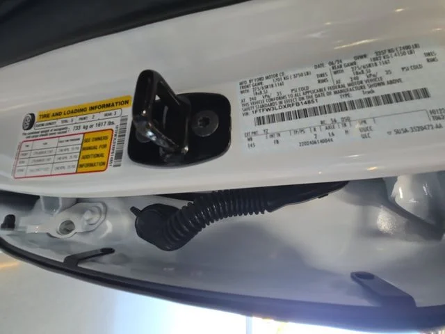 Certified Used 2024 Oxford White Ford XLT image 25