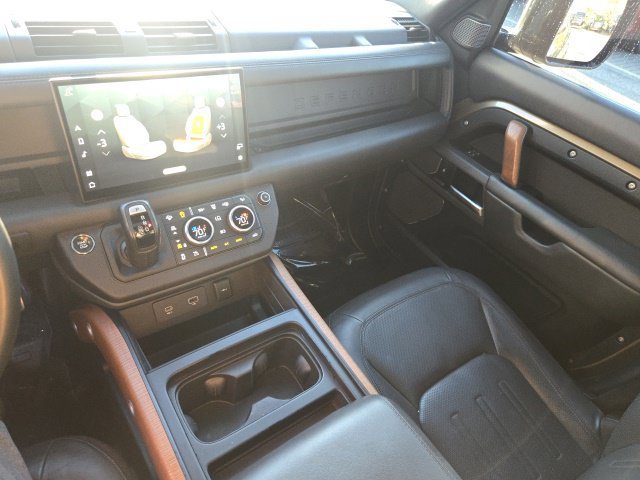 Used 2023 Gondwana Stone Metallic Land Rover X image 37