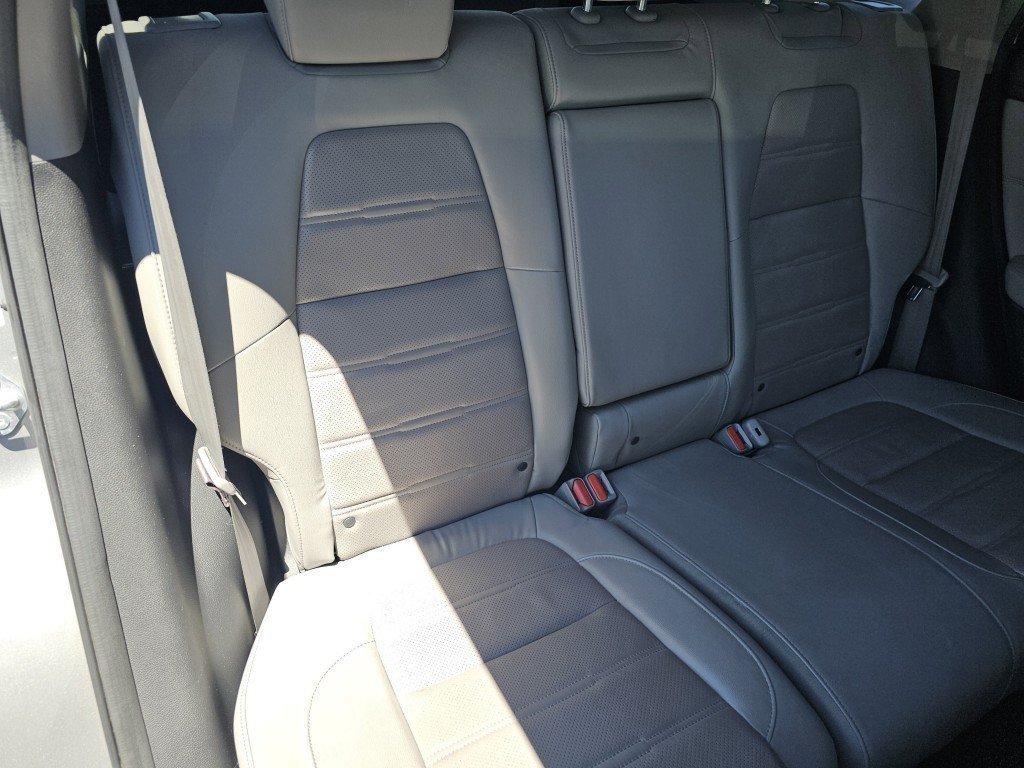 Used 2021 Lunar Silver Metallic Honda EX-L image 28