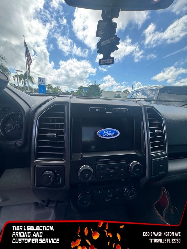 Used 2019  Ford XL image 9