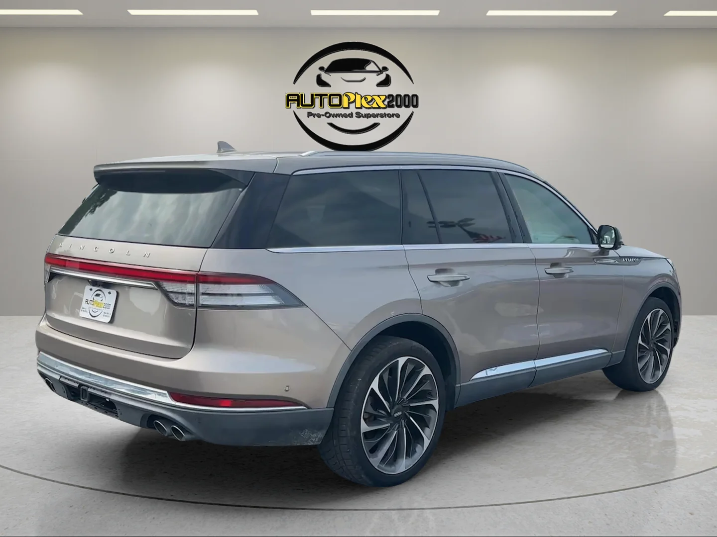 Used 2020 Brown Lincoln Reserve image 7