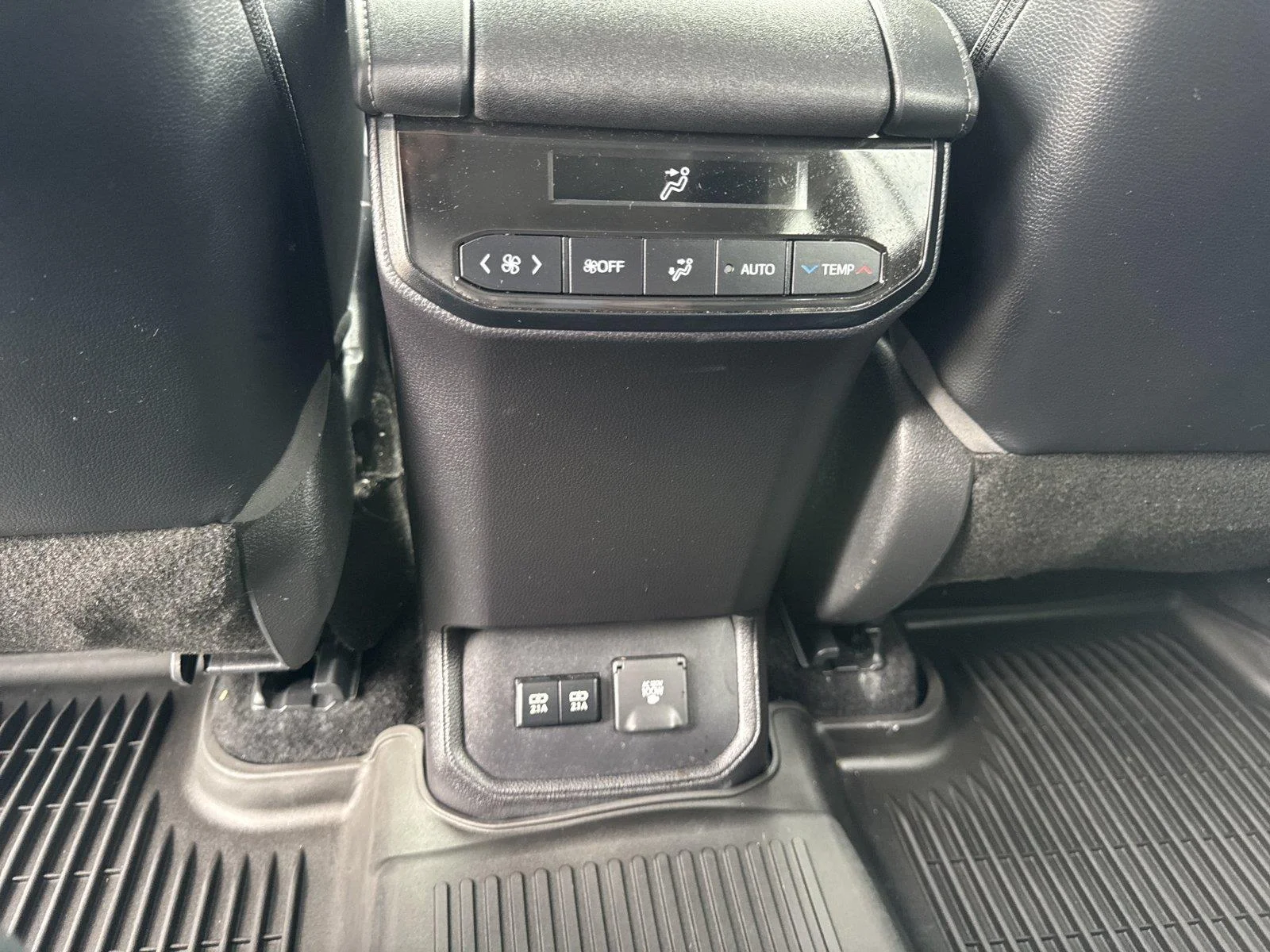 Used 2021 Moondust Toyota Limited image 33