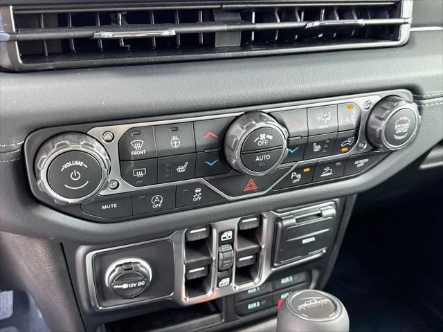 New 2026 Reign Exterior Paint Jeep Texas Trail image 18