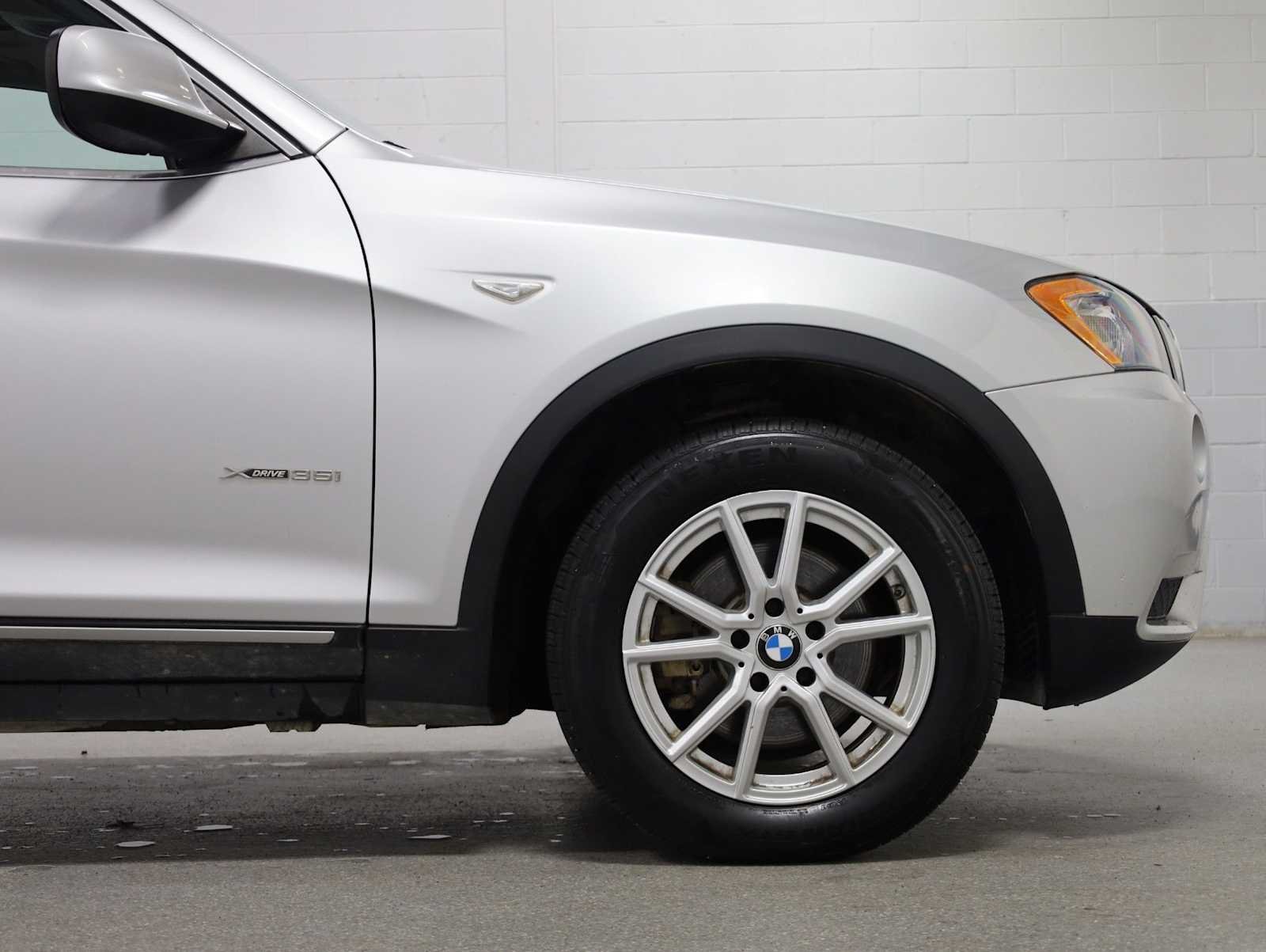 Used 2014 Silver BMW xDrive35i image 11