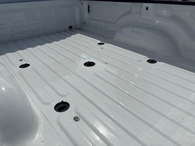 New 2026 Bright White Clear-Coat Exterior Paint RAM TRADESMAN image 16