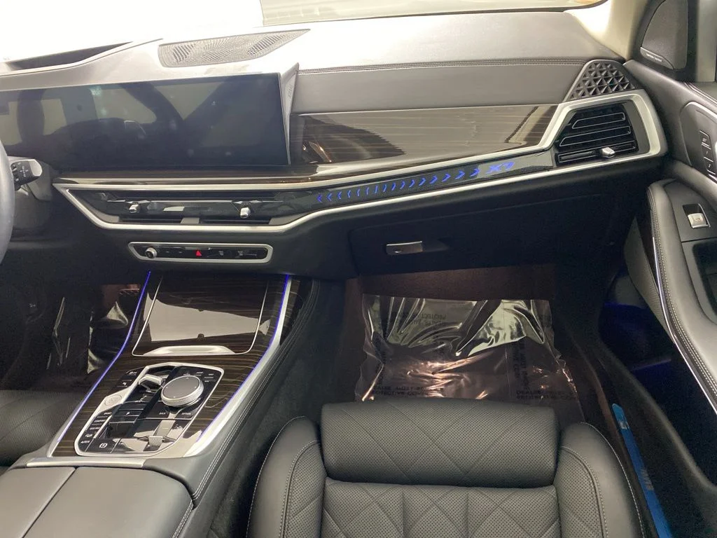 2023 BMW X7 40i - Photo 26