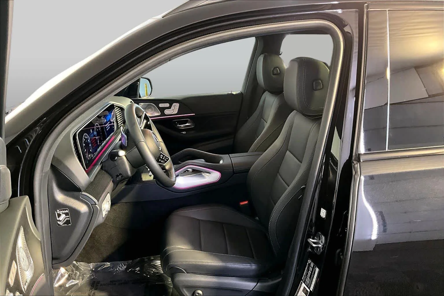 Certified Used 2026 Obsidian Black Metallic Mercedes-Benz GLE 350 image 9