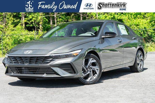 2025 Hyundai Elantra Hybrid