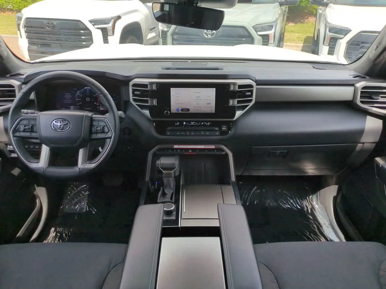Certified Used 2025 Ice Cap Toyota SR5 image 15