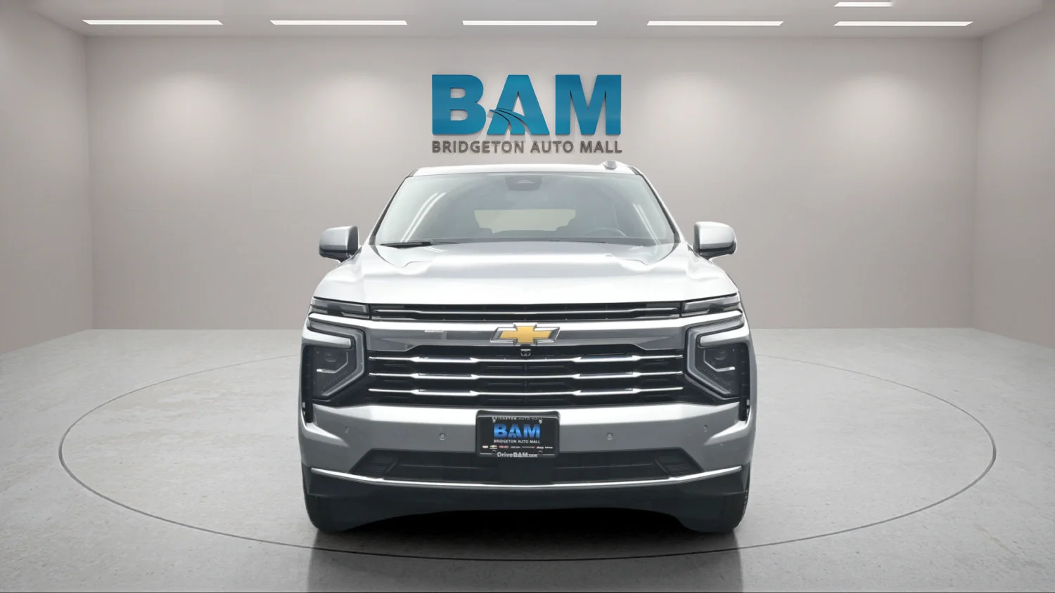 Used 2025 Sterling Gray Metallic Chevrolet LT image 2