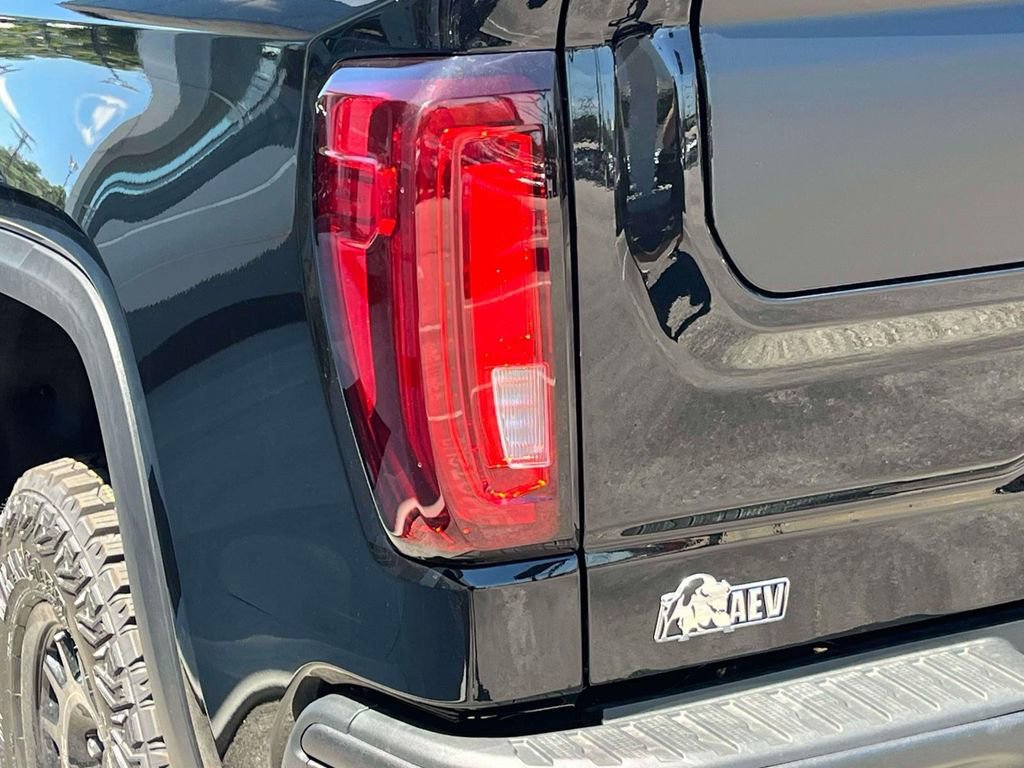 New 2026 Onyx Black GMC AT4X image 10