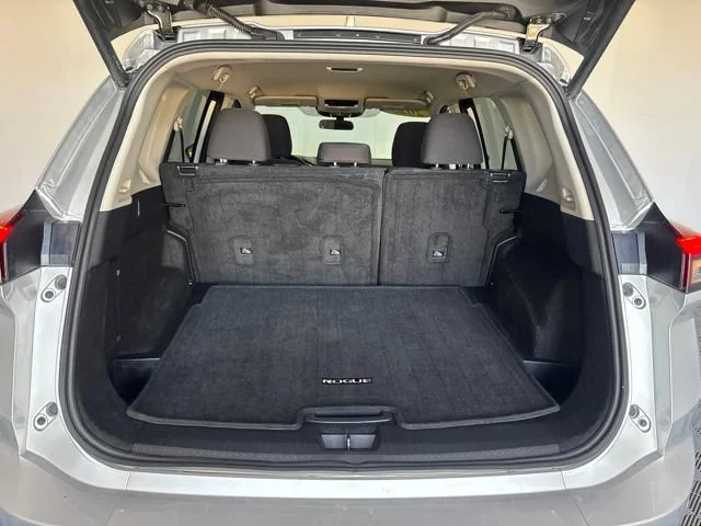 Used 2025 Silver Nissan SV image 26