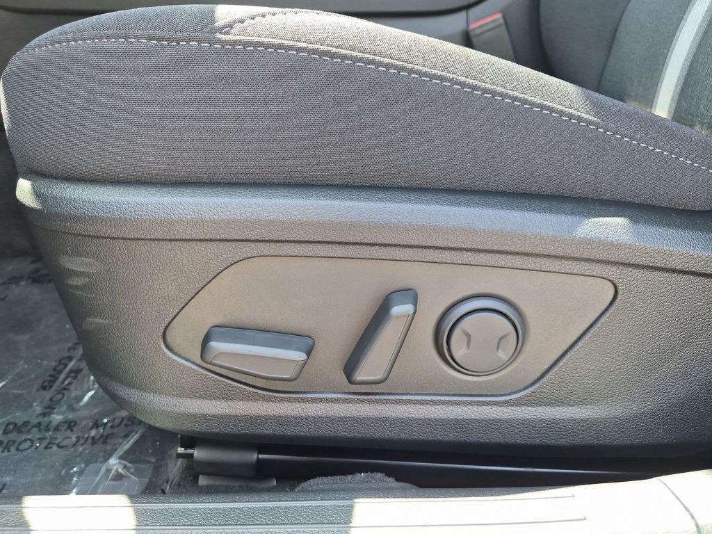 New 2026 Silver Hyundai SEL image 16
