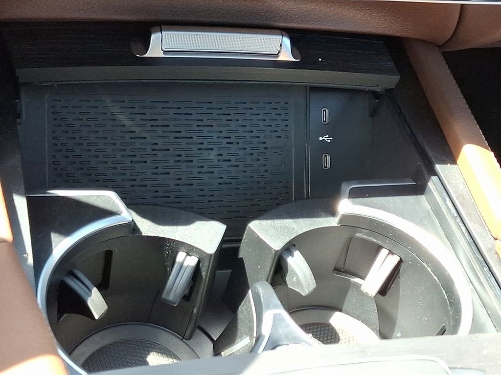 Certified Used 2025 Black Mercedes-Benz GLE 450e image 26