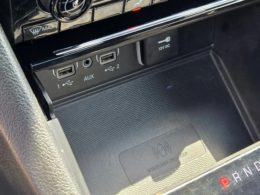 Certified Used 2023 White Jeep Altitude X image 29