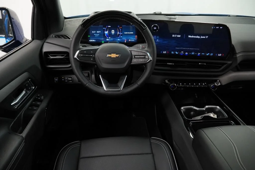 New 2026 Riptide Blue Metallic Chevrolet LT - Max Range image 13