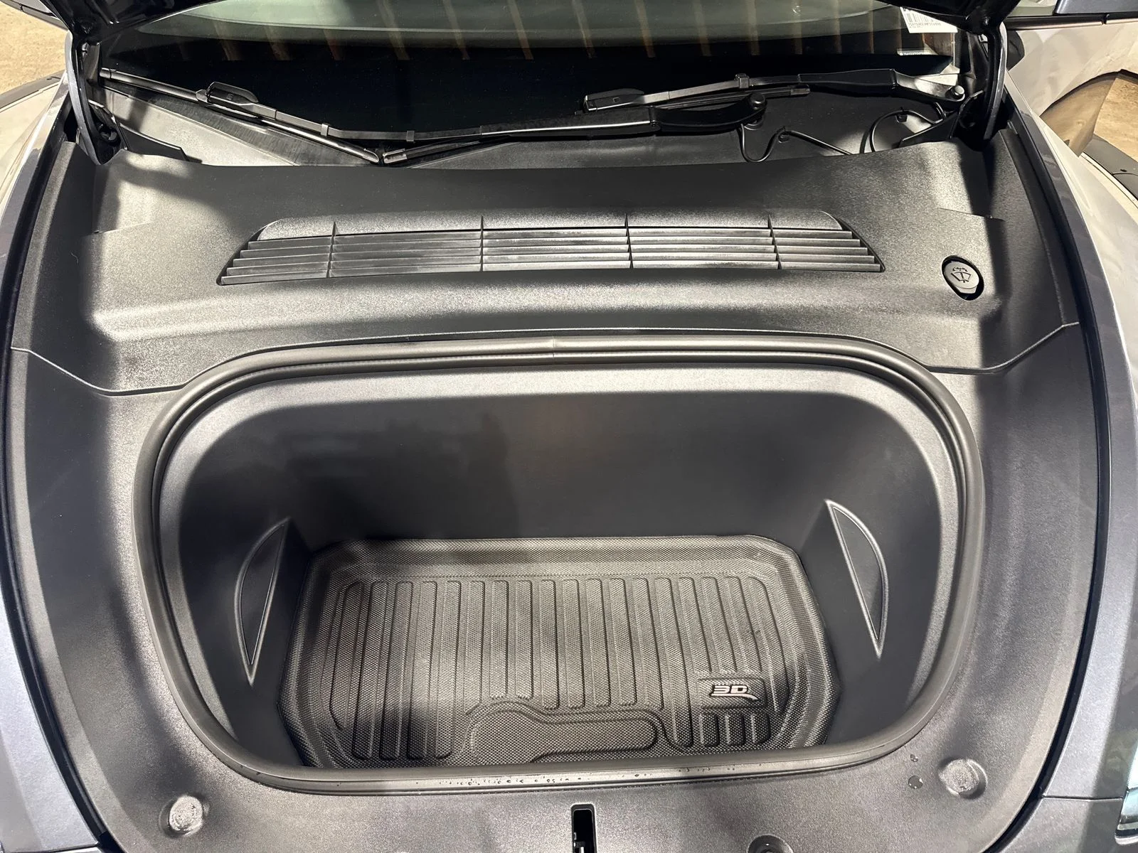 Used 2022 Midnight Silver Metallic Tesla Long Range image 27