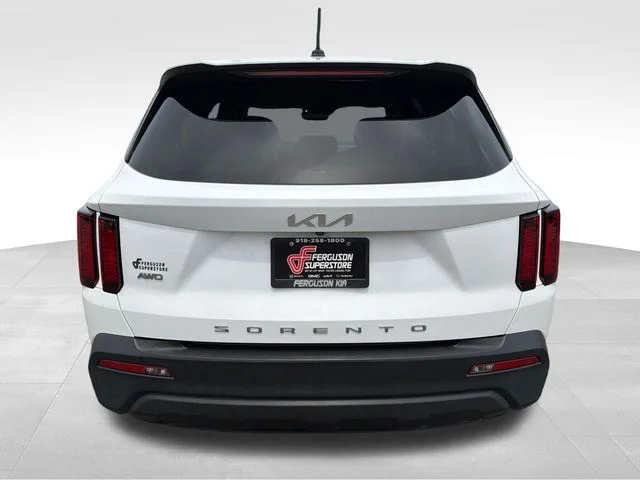 Used 2022 White Kia LX image 6