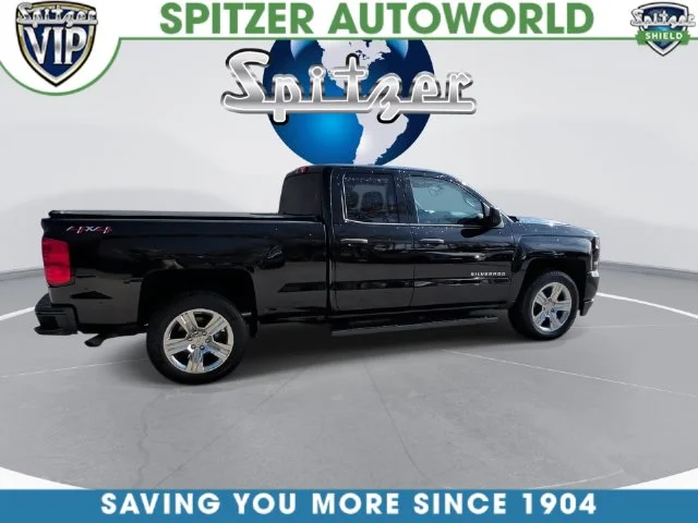 Used 2018 Black Chevrolet Custom image 16