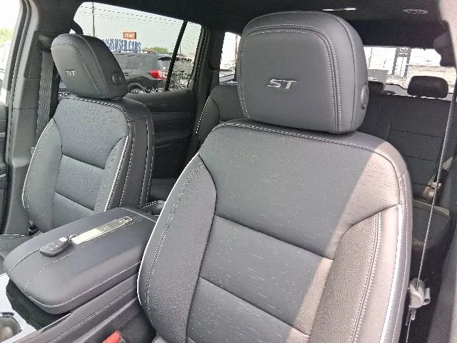 2026 Buick Enclave Sport Touring - Photo 13