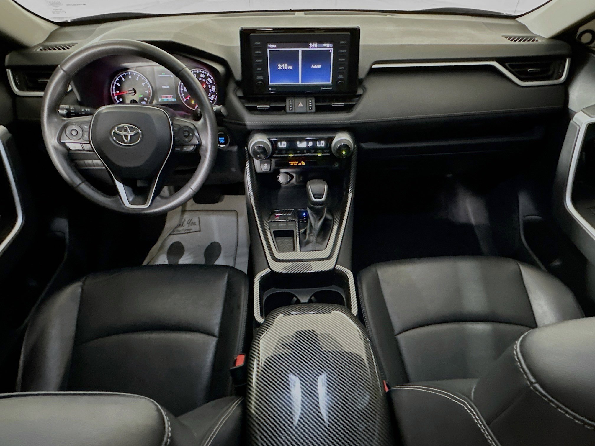 Used 2021 Magnetic Gray Metallic Toyota XLE Premium image 27