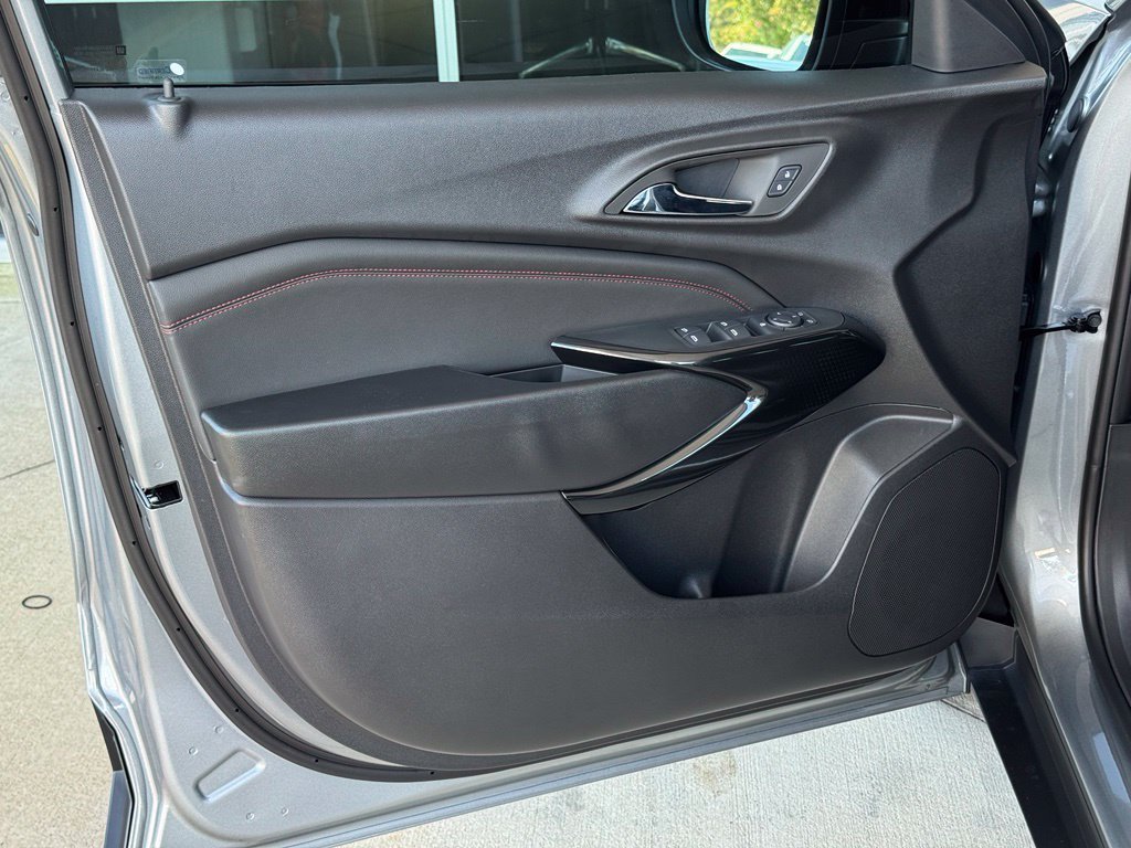 2026 Chevrolet Trax RS - Photo 23