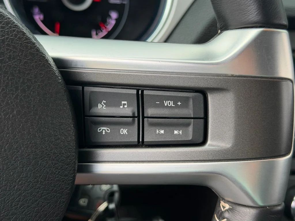 Used 2014 Black Ford GT Premium image 20