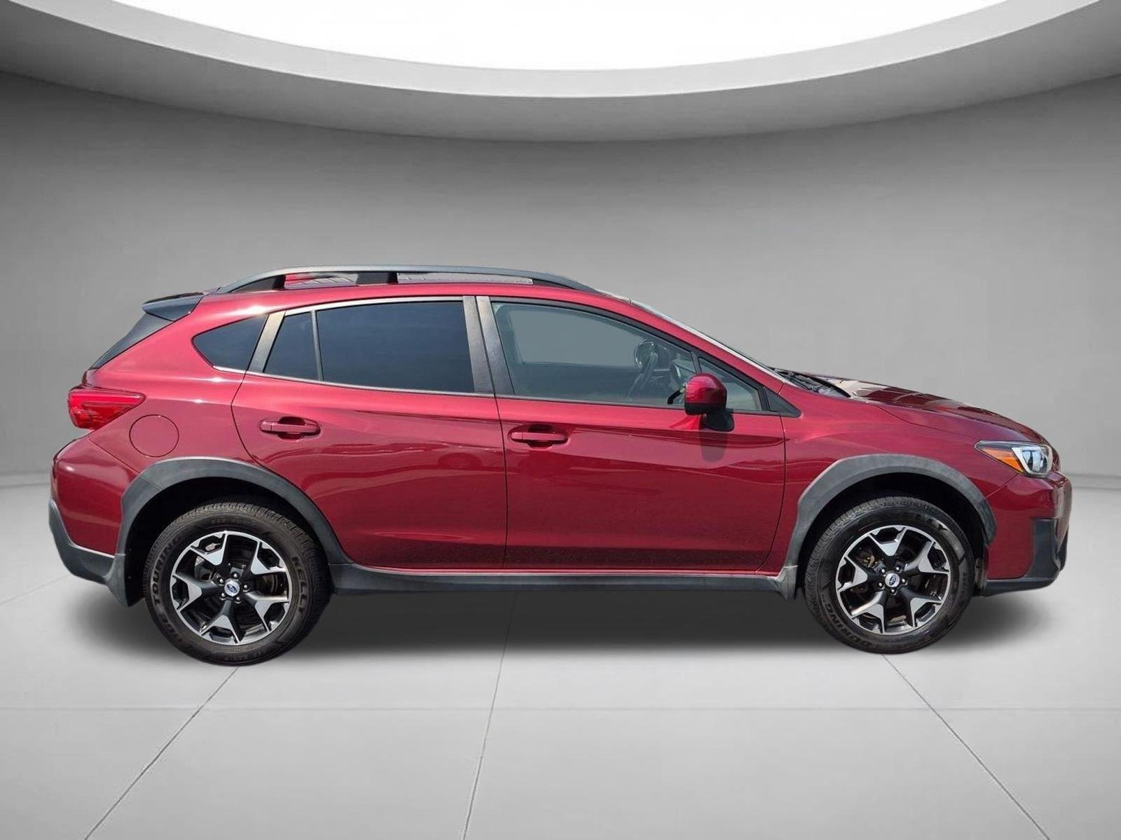 Used 2018 Venetian Red Pearl Subaru Premium image 6