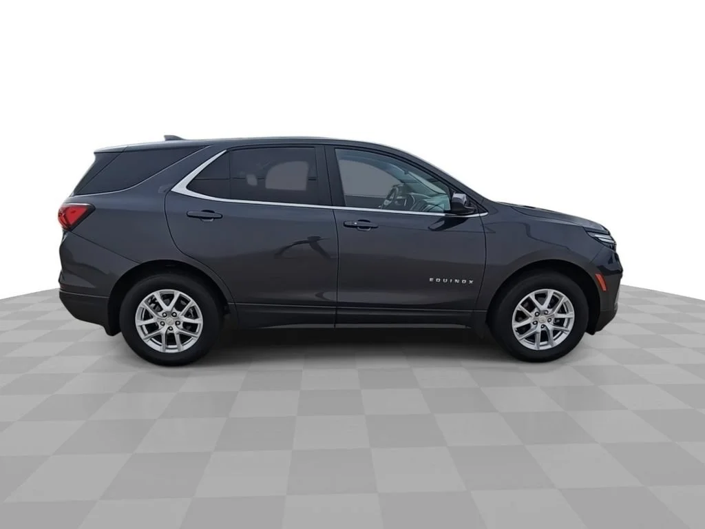 Used 2023 IRON GRAY METALLIC Chevrolet LT image 9