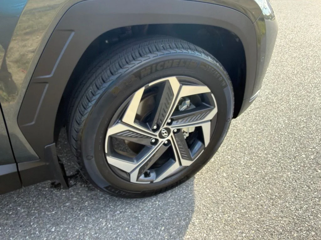 Certified Used 2024 Amazon Gray Hyundai Limited image 36