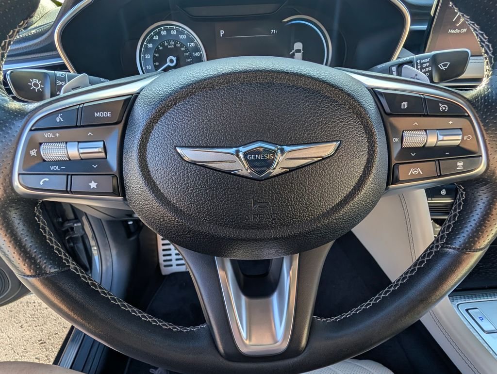 2023 GENESIS G70 Standard - Photo 21