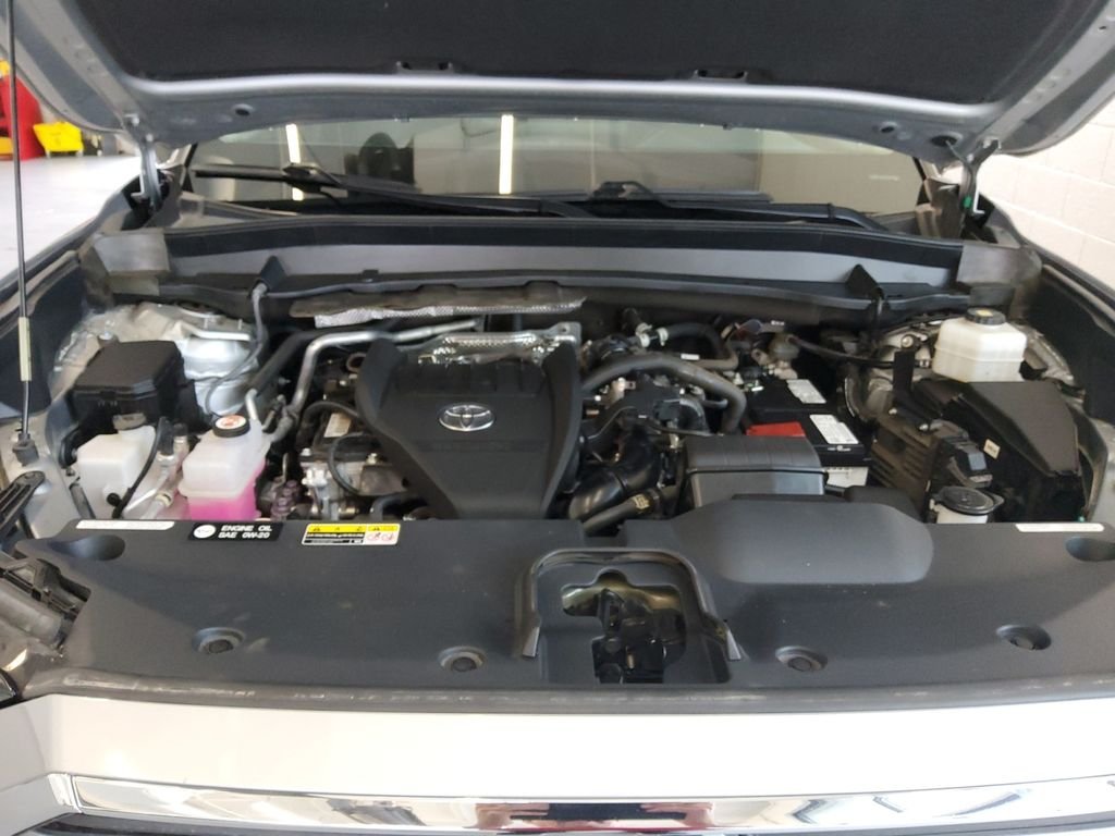 Used 2024 Silver Toyota XLE image 21