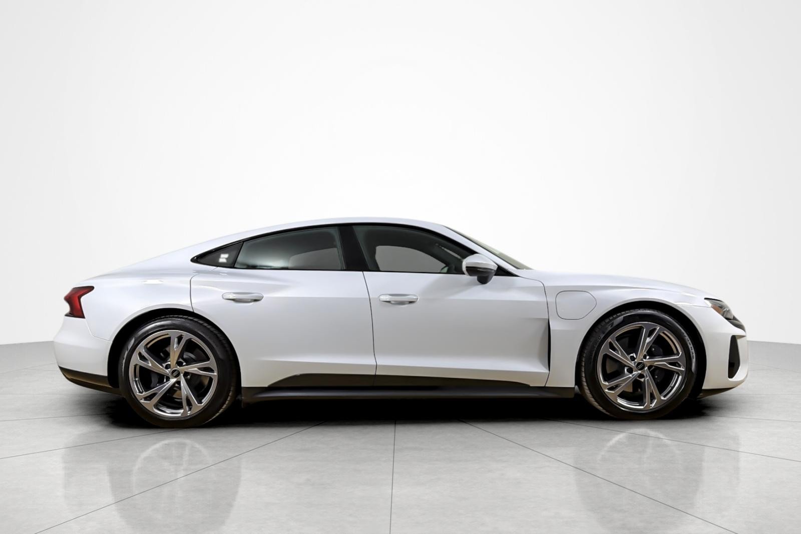 Used 2024 Suzuka Gray Metallic Audi Premium Plus quattro image 6