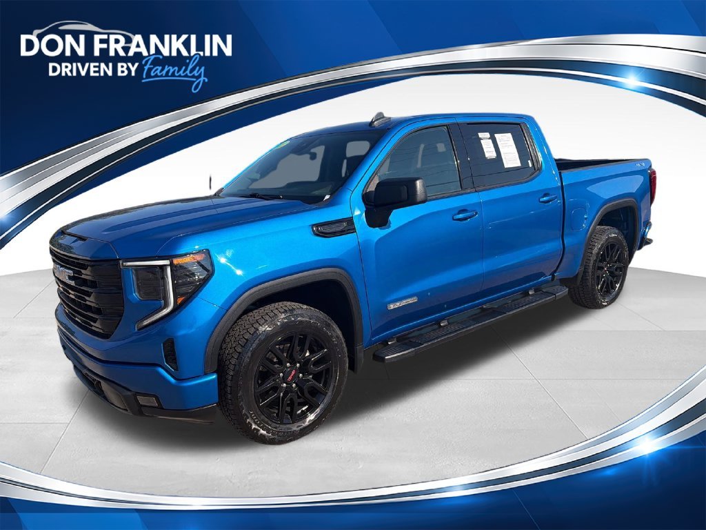 Used 2023 Blue GMC Elevation image 1