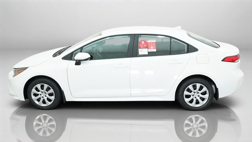 New 2027 Ice Cap Toyota LE image 32