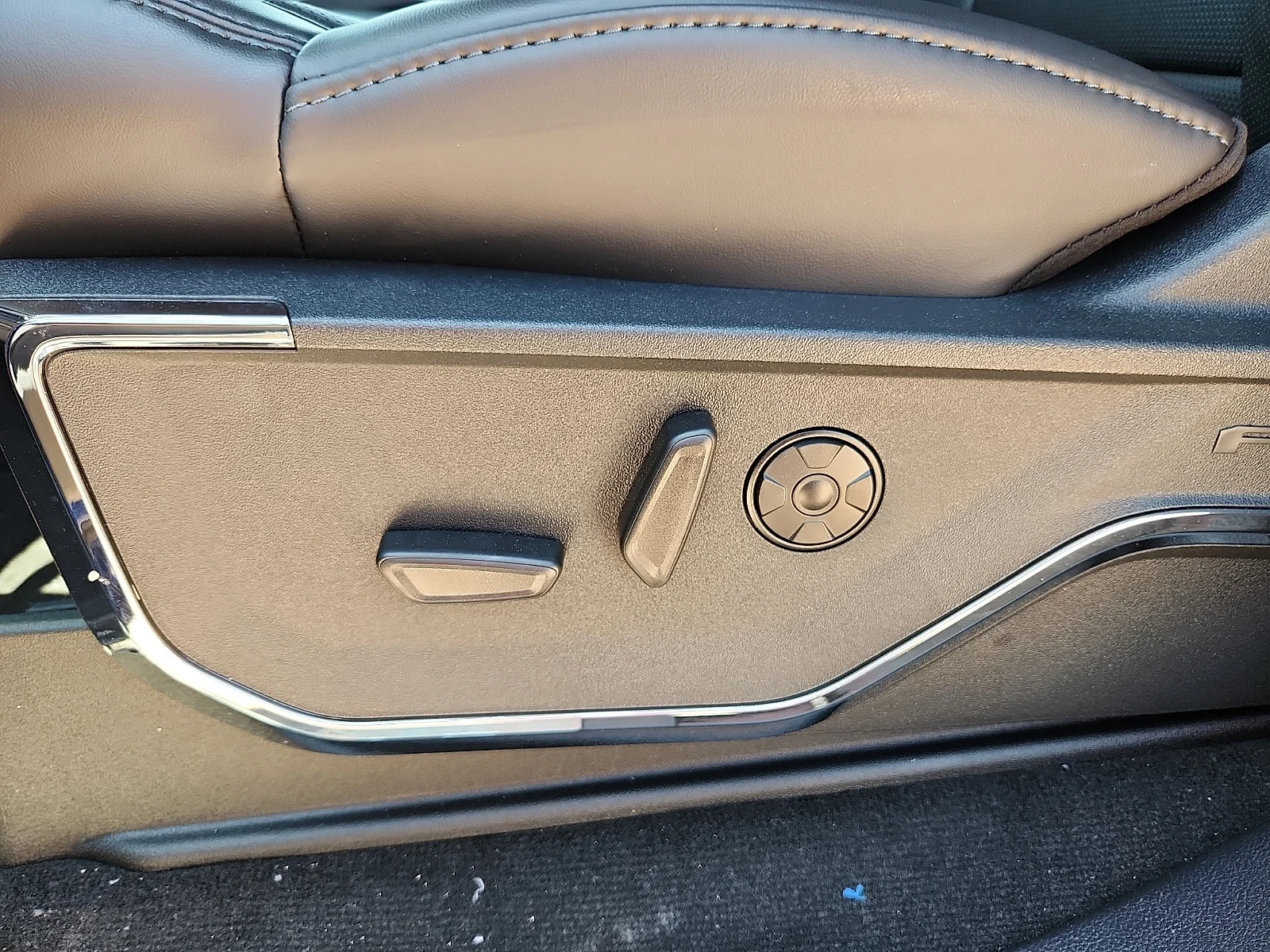 New 2026 Argon Blue Metallic Ford F-250® Platinum® image 16