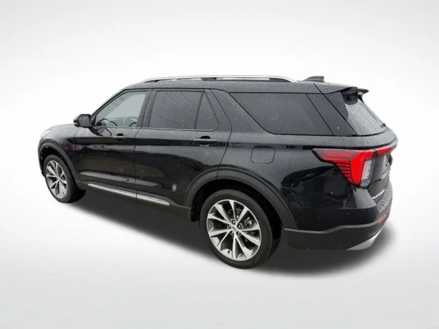 Used 2025 Black Ford Platinum image 5