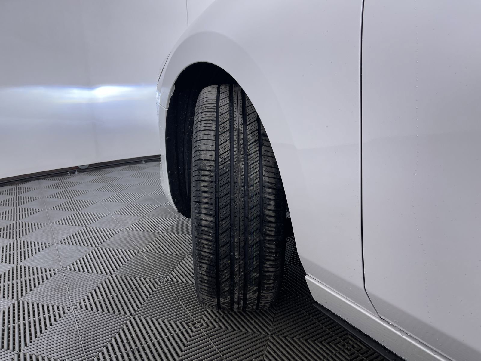 New 2026 Snowflake White Pearl Mazda 2.5 S Premium image 26