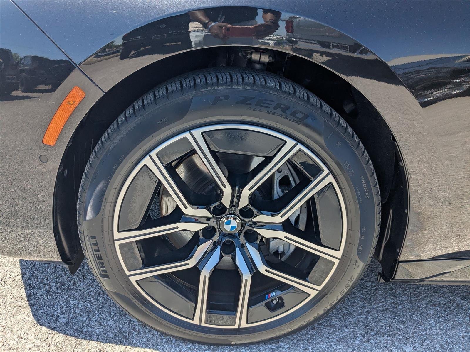 Used 2025 Black Sapphire Metallic BMW eDrive50 image 9